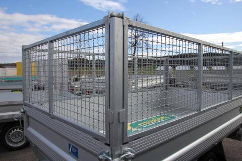 Wire mesh screen attachment 650 mm high, 3-sided attachment