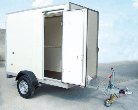 Side door with aluminium edge and espagnolette lock
1300x600 mm for single-axle / 1300x500 mm for tandem